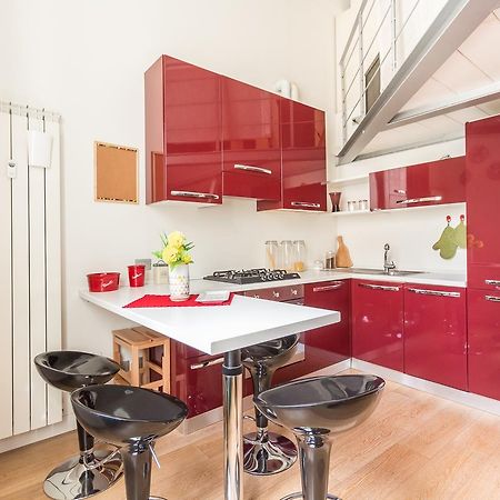 Alessia'S Flat- Porta Romana M3 มิลาน ภายนอก รูปภาพ